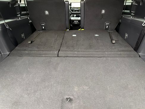 Certified 2025 Toyota Grand Highlander AWD image 15