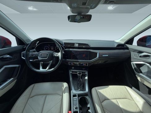 Used 2019 Audi Q3 2.0T Premium Plus AWD/4WD image 17