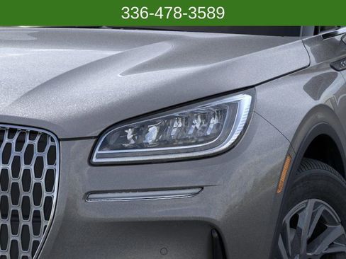 New 2026 Lincoln Corsair Premiere image 18