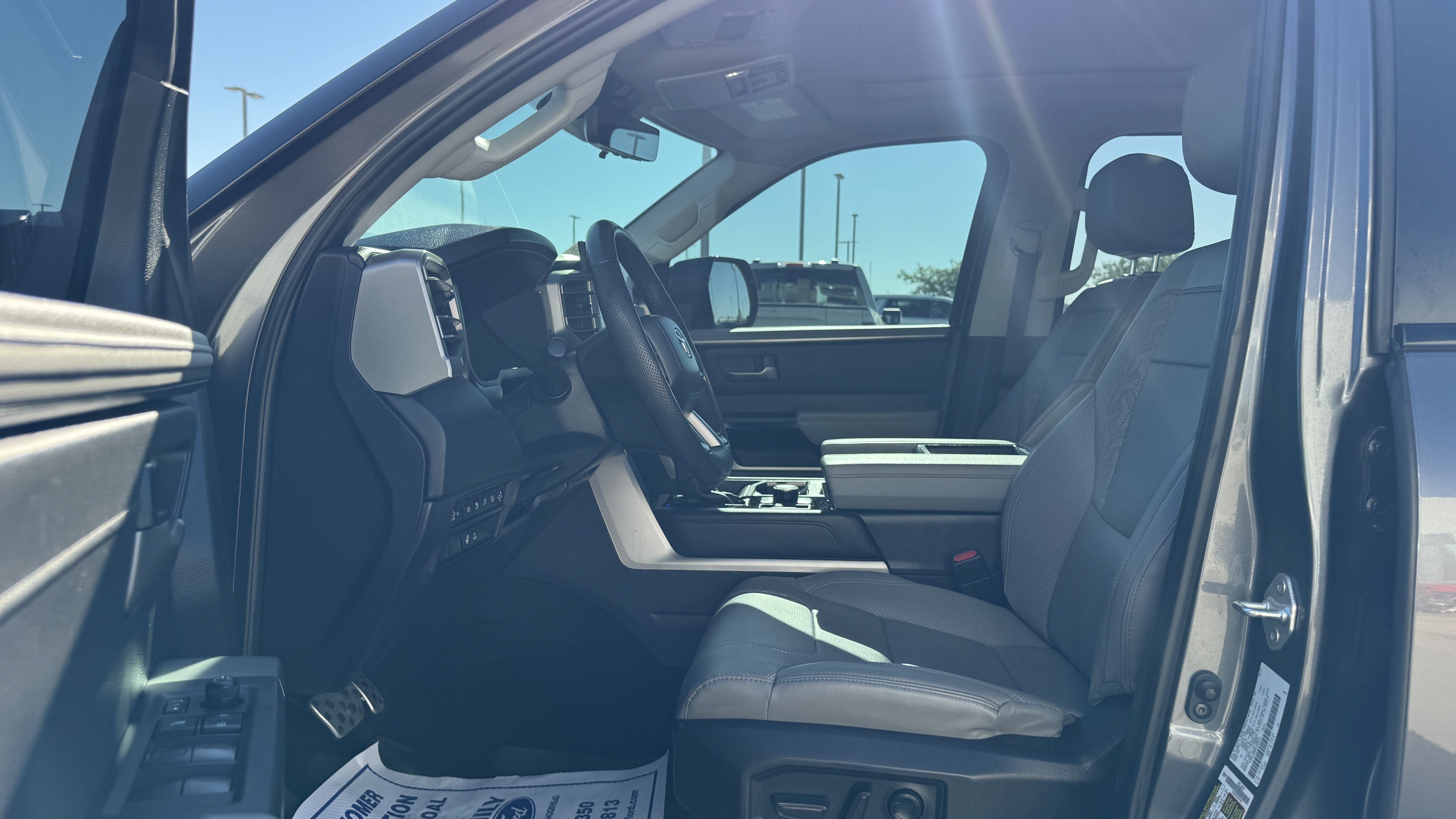Used 2024 Toyota Tundra Limited w/ TRD Off-Road Package AWD/4WD image 18