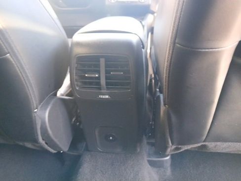 Used 2025 Ford Escape ST-Line image 15