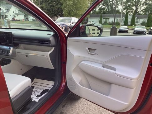 New 2026 Hyundai Kona SE image 17