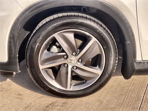 Certified 2021 Honda HR-V EX image 9