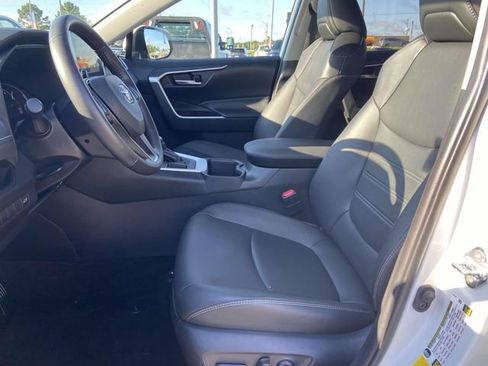 Used 2025 Toyota RAV4 XLE Premium FWD image 15