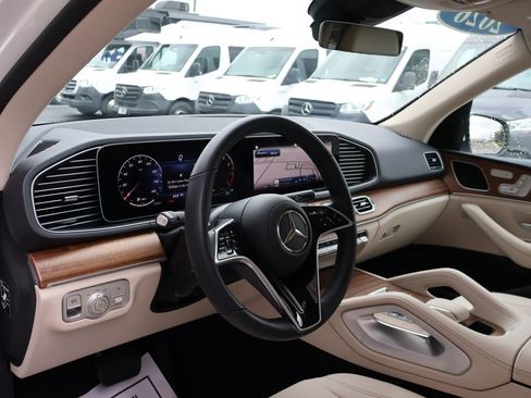 Certified 2026 Mercedes-Benz GLE 350 4MATIC image 19