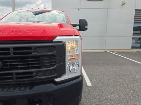 Used 2024 Ford F350 XL AWD/4WD image 10