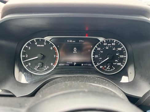 Used 2021 Nissan Rogue S FWD image 12