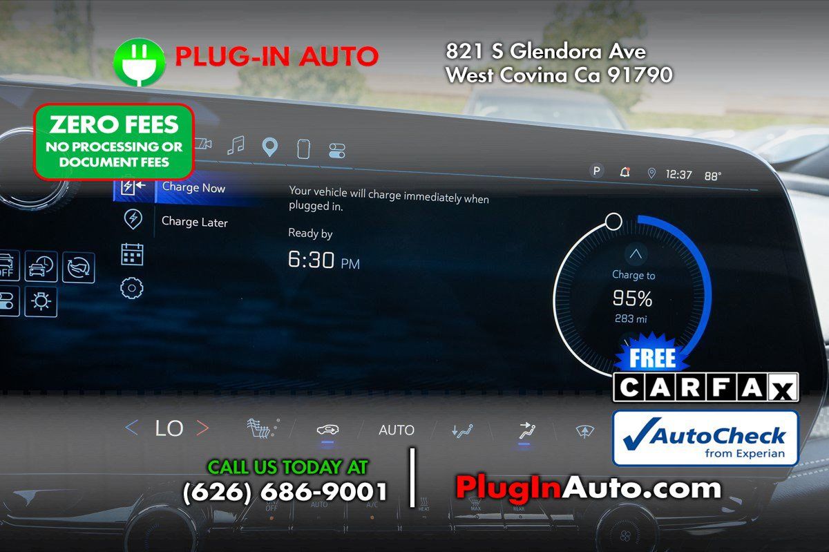 Used 2024 Chevrolet Blazer EV LT AWD/4WD image 28