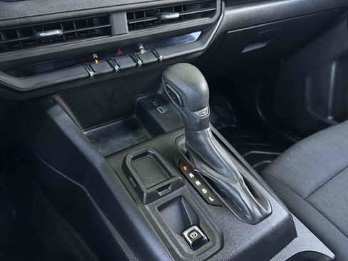 Used 2023 Chevrolet Colorado W/T RWD image 15