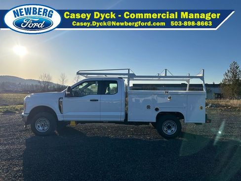 New 2026 Ford F250 XL w/ XL Chrome Package image 1