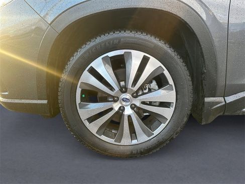 Used 2019 Subaru Ascent Limited w/ Popular Package #2A image 9