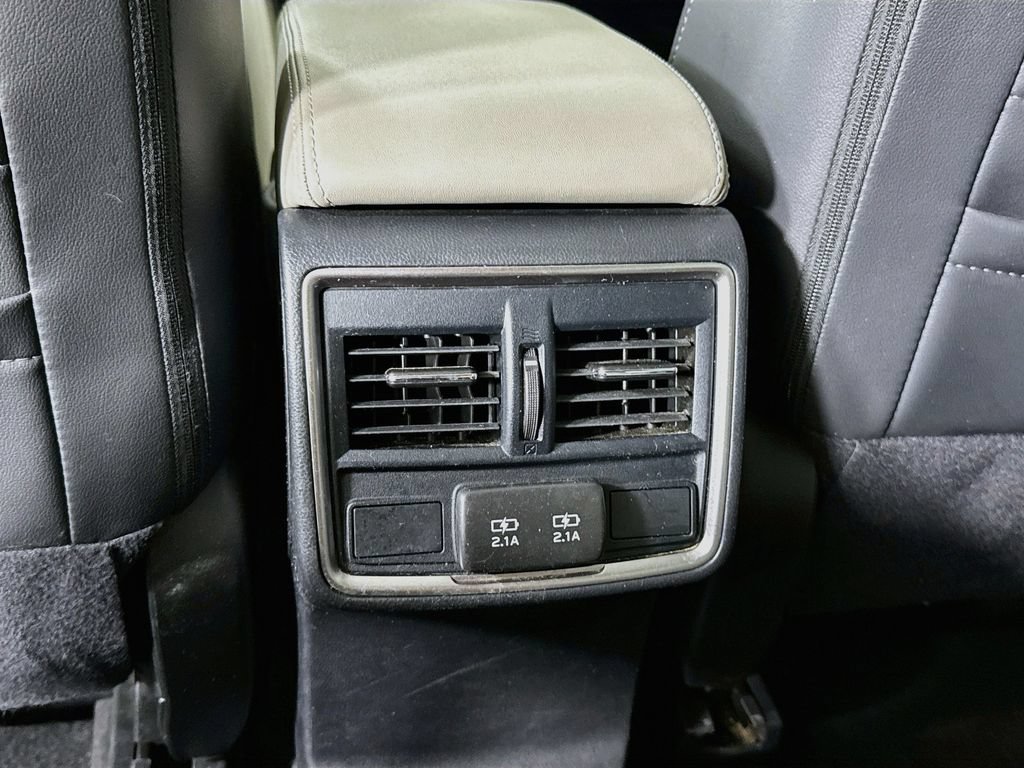 Used 2023 Subaru Forester Limited AWD/4WD image 31