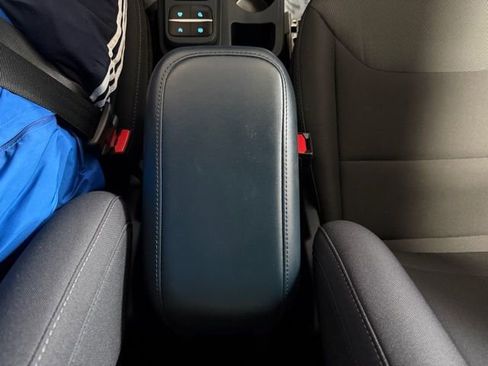 Used 2022 Ford Maverick XL image 33