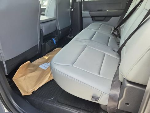 New 2026 Ford F550 4x4 Crew Cab image 7