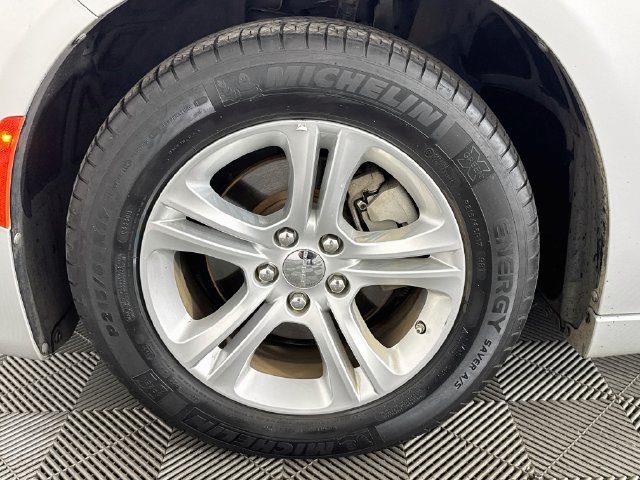 Used 2022 Dodge Charger SXT RWD image 35
