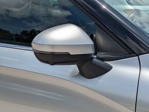 Used 2024 Mitsubishi Outlander SE FWD image 12
