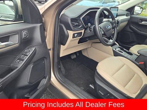 Used 2021 Ford Escape SEL w/ Technology Package FWD image 9