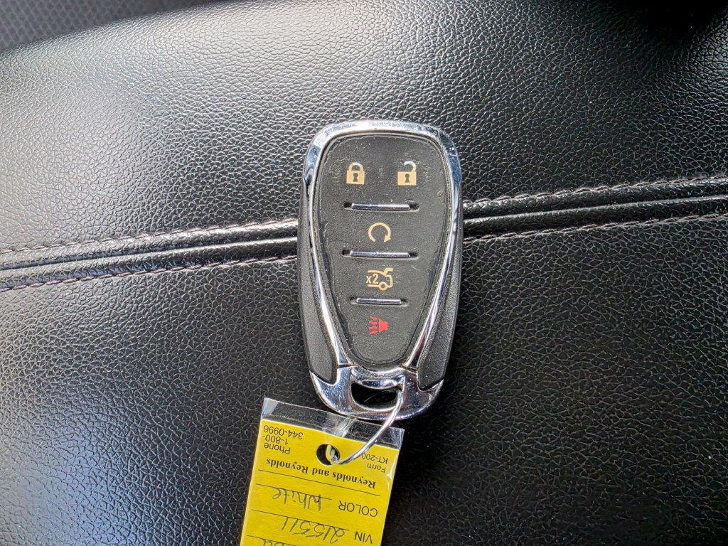 Used 2023 Chevrolet Malibu LT FWD image 10