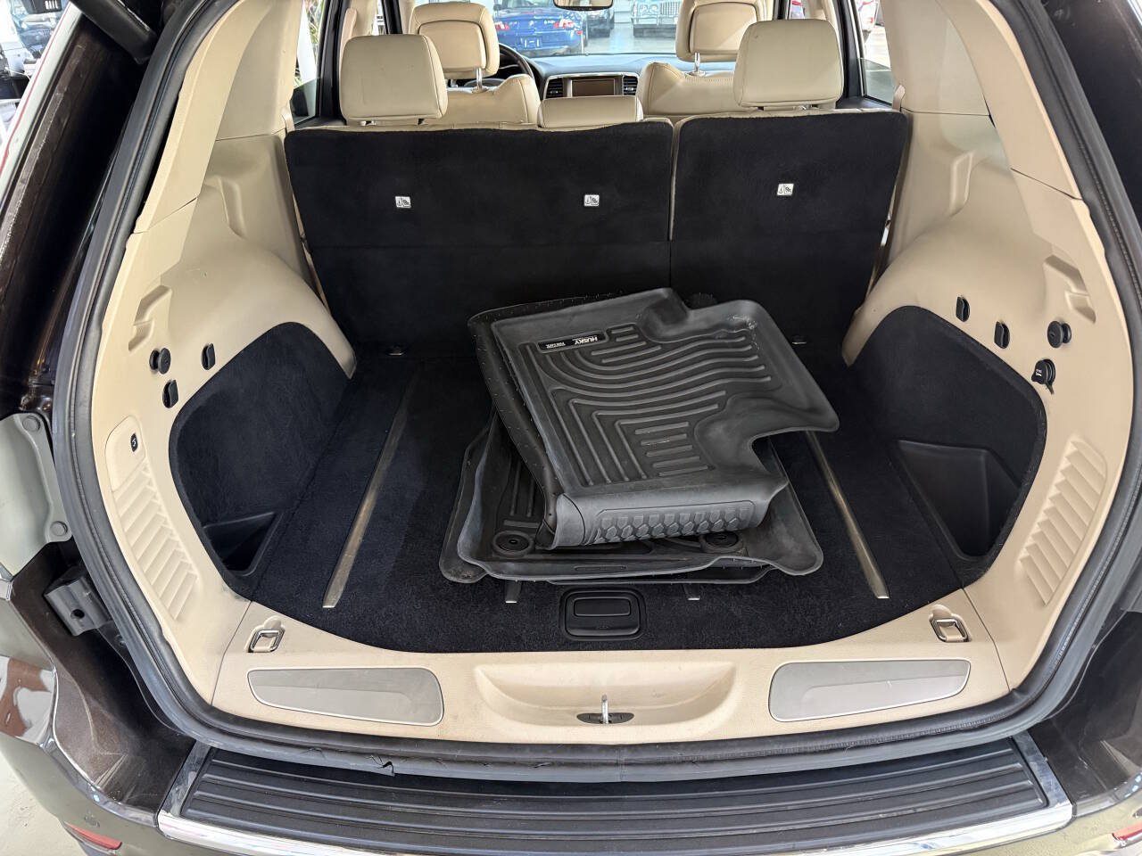 Used 2017 Jeep Grand Cherokee Limited w/ Trailer Tow Group IV AWD/4WD image 10