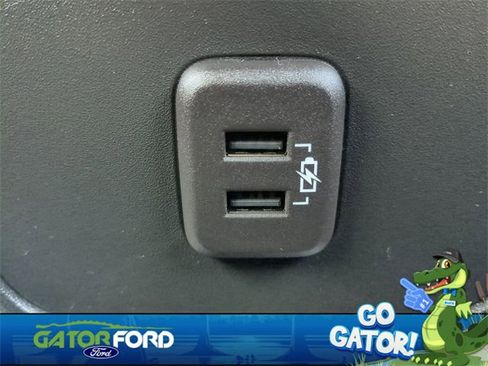 Used 2022 GMC Terrain AT4 w/ Infotainment Package II image 17