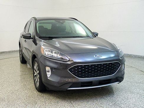 Used 2020 Ford Escape Titanium AWD/4WD image 8