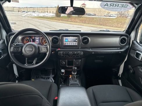 Used 2022 Jeep Wrangler Unlimited Sport image 29