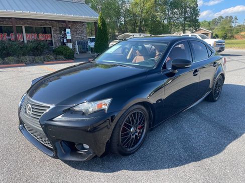 Used 2016 Lexus IS 200t RWD image 4