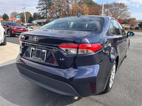 Certified 2023 Toyota Corolla LE image 3