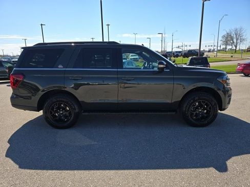 Certified 2023 Ford Expedition Timberline image 6