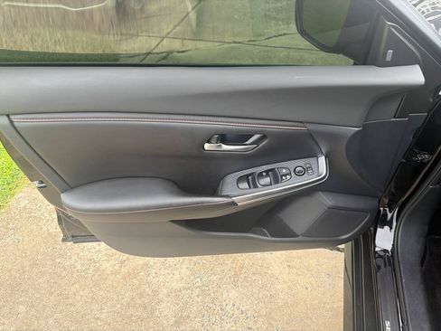 Used 2022 Nissan Sentra SR FWD image 32