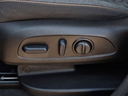 Certified 2023 Chevrolet Equinox LT image 31