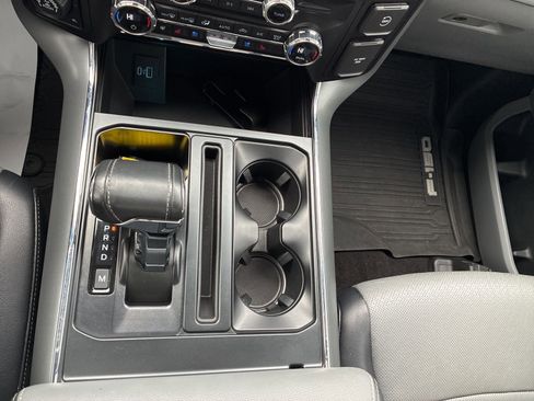 Used 2021 Ford F150 Lariat w/ Equipment Group 502A High image 24