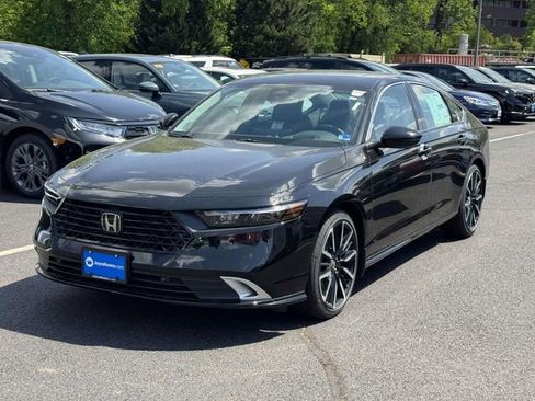New 2026 Honda Accord Touring image 4