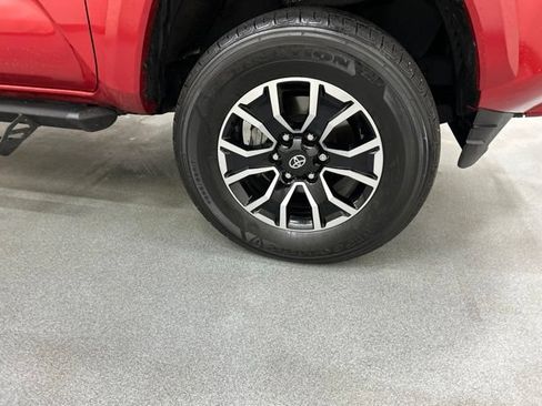 Used 2023 Toyota Tacoma TRD Sport AWD/4WD image 24