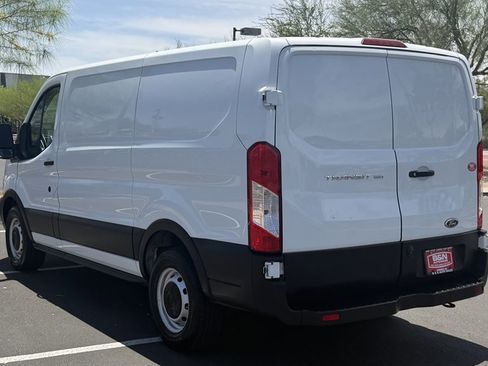 Used 2019 Ford Transit 150 130 Low Roof RWD image 3
