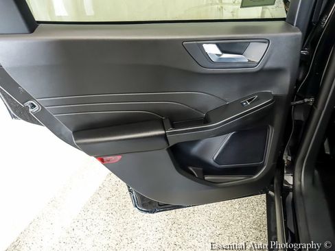 Used 2024 Ford Escape ST-Line w/ Tech Pack #1 AWD/4WD image 21