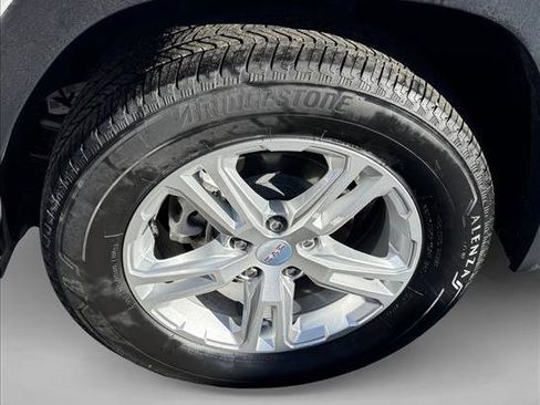 Used 2024 GMC Terrain SLE AWD/4WD image 9
