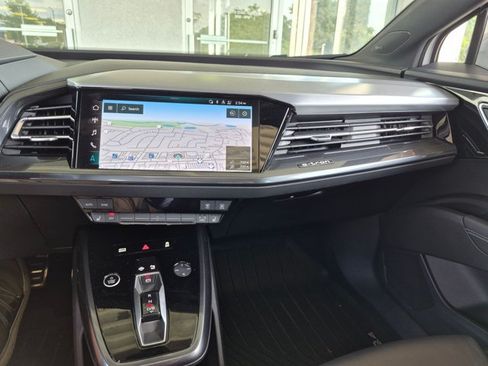 Used 2024 Audi Q4 e-tron Premium Plus w/ Premium Plus AWD/4WD image 12