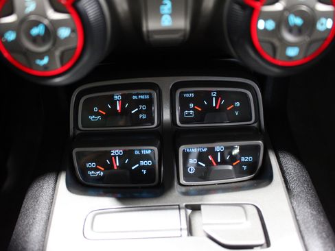 Used 2010 Chevrolet Camaro SS RWD image 17