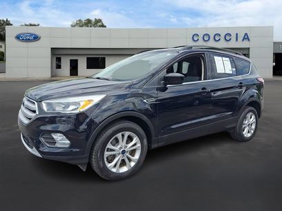 Certified 2018 Ford Escape SE w/ SE Sync 3 Package