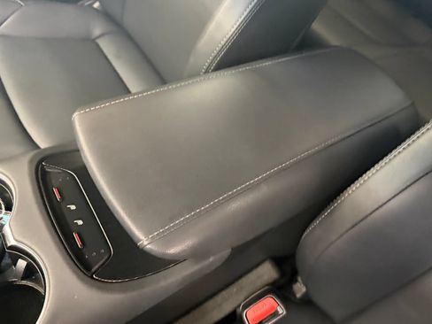 Used 2022 Toyota Venza XLE AWD/4WD image 22