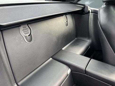 Used 2011 Mercedes-Benz SL 63 AMG image 31