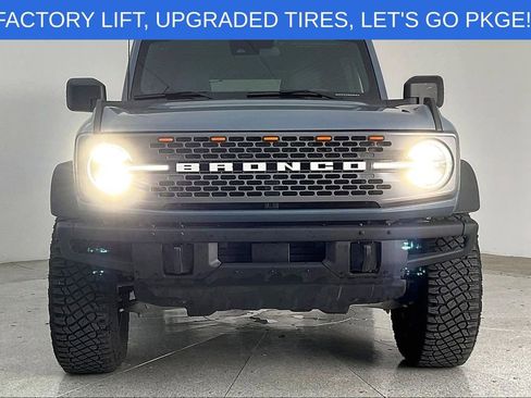 Used 2024 Ford Bronco Badlands w/ Sasquatch Package image 6