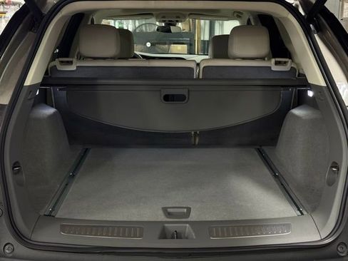 Used 2023 Cadillac XT5 Premium Luxury image 10