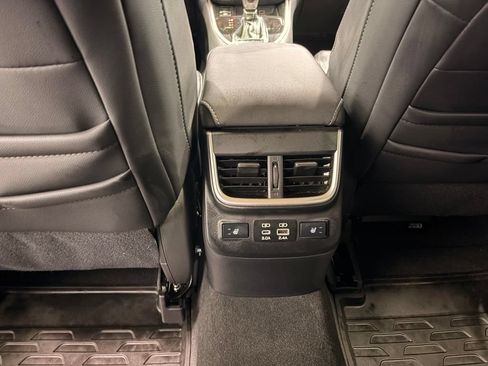 Used 2024 Subaru Outback Limited w/ Popular Package #2 AWD/4WD image 13