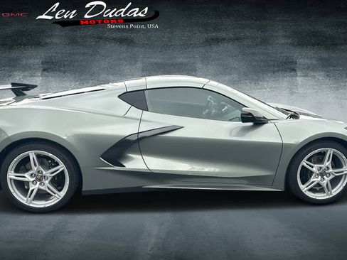 Certified 2022 Chevrolet Corvette Stingray Coupe w/ 1LT RWD image 5
