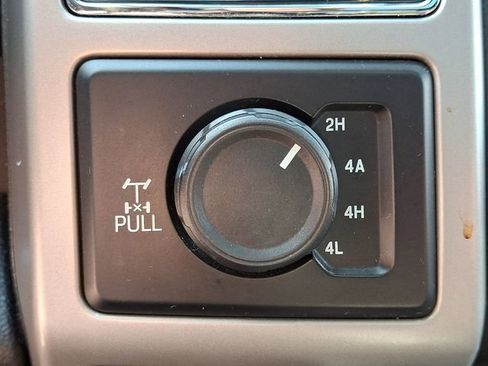 Used 2018 Ford F150 Lariat w/ Equipment Group 502A Luxury image 23