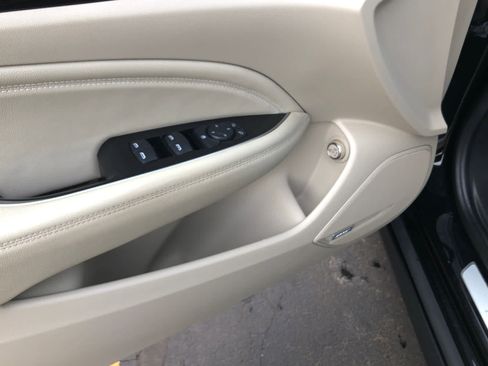 Used 2018 Buick Regal Essence w/ Driver Confidence Package #1 image 24