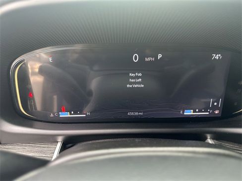 Used 2022 Jeep Wagoneer Series III w/ Premium Group I image 16