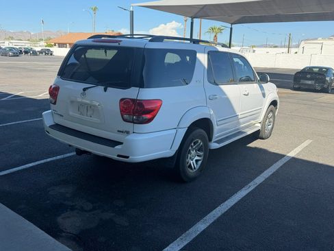 Used 2007 Toyota Sequoia SR5 RWD image 8